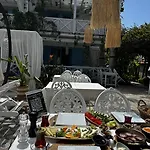 Ala Hotel