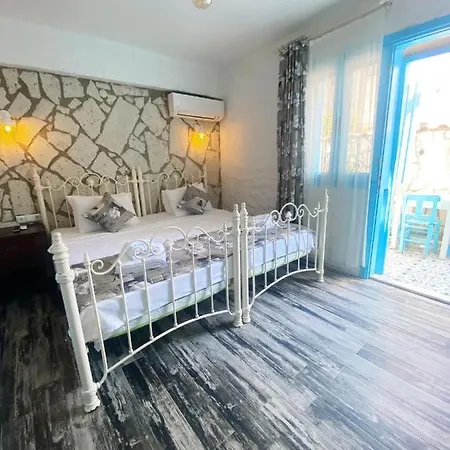 Ala Hotel