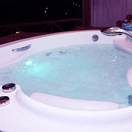 Hotel Ala 3*