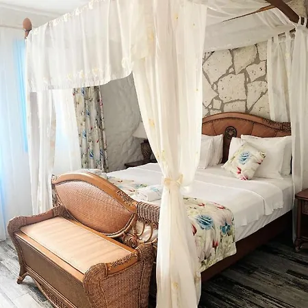 Hotel Ala 3*